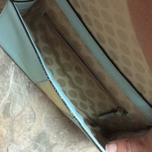 🔴 Kate Spade crossbody clutch purse - Picture 7 of 8